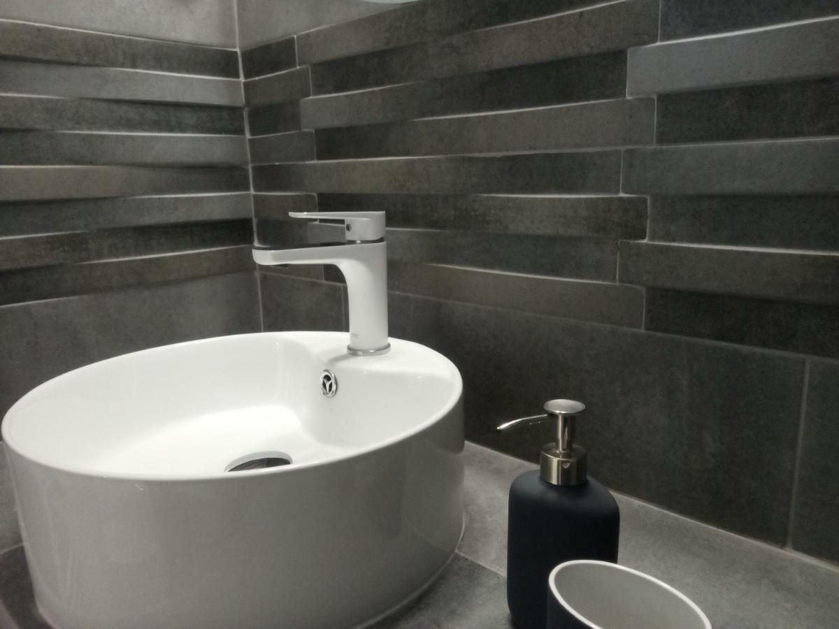 New Apartment Near Metro Larissis In The Centre Of Athens Atenas Exterior foto